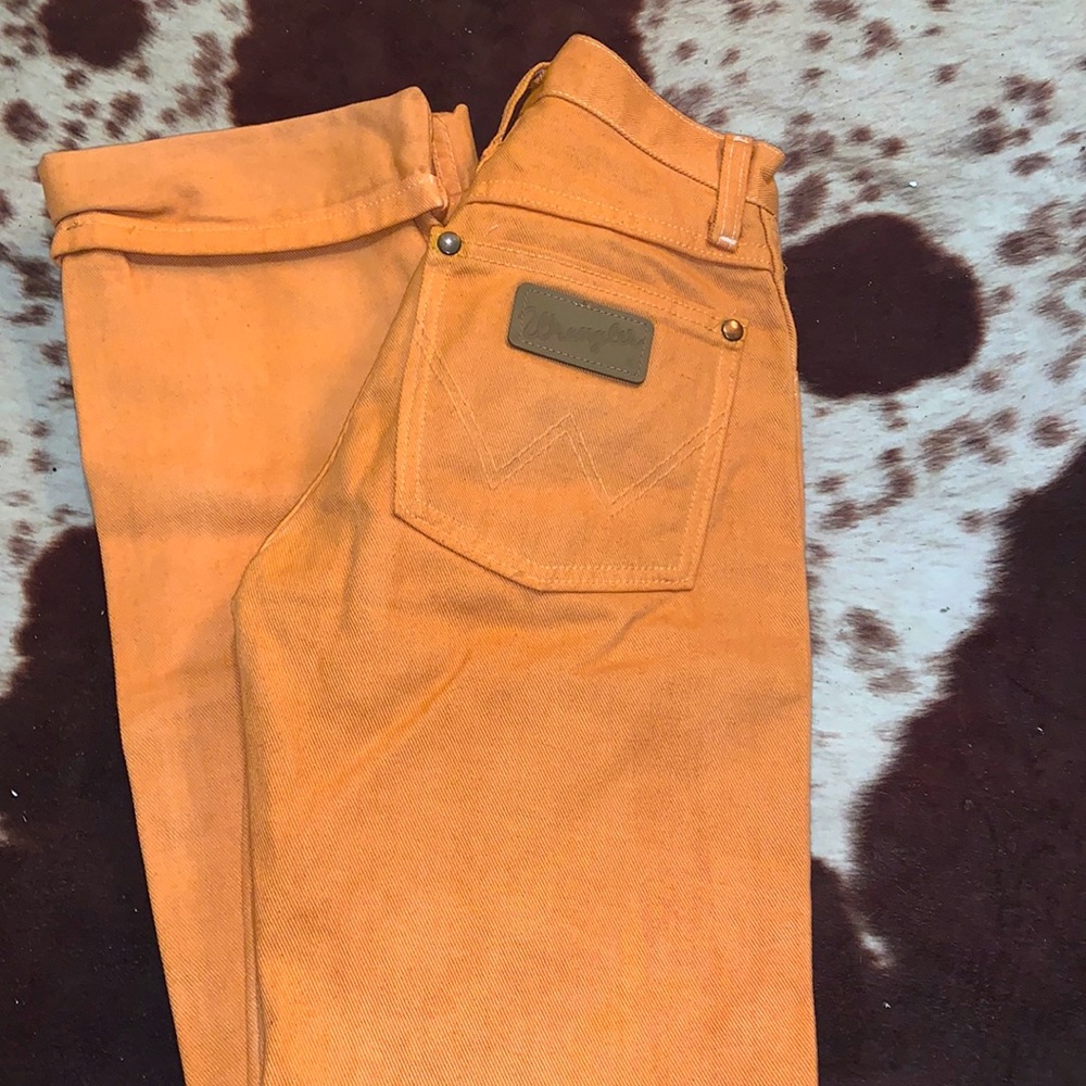 Women’s rusty wranglers